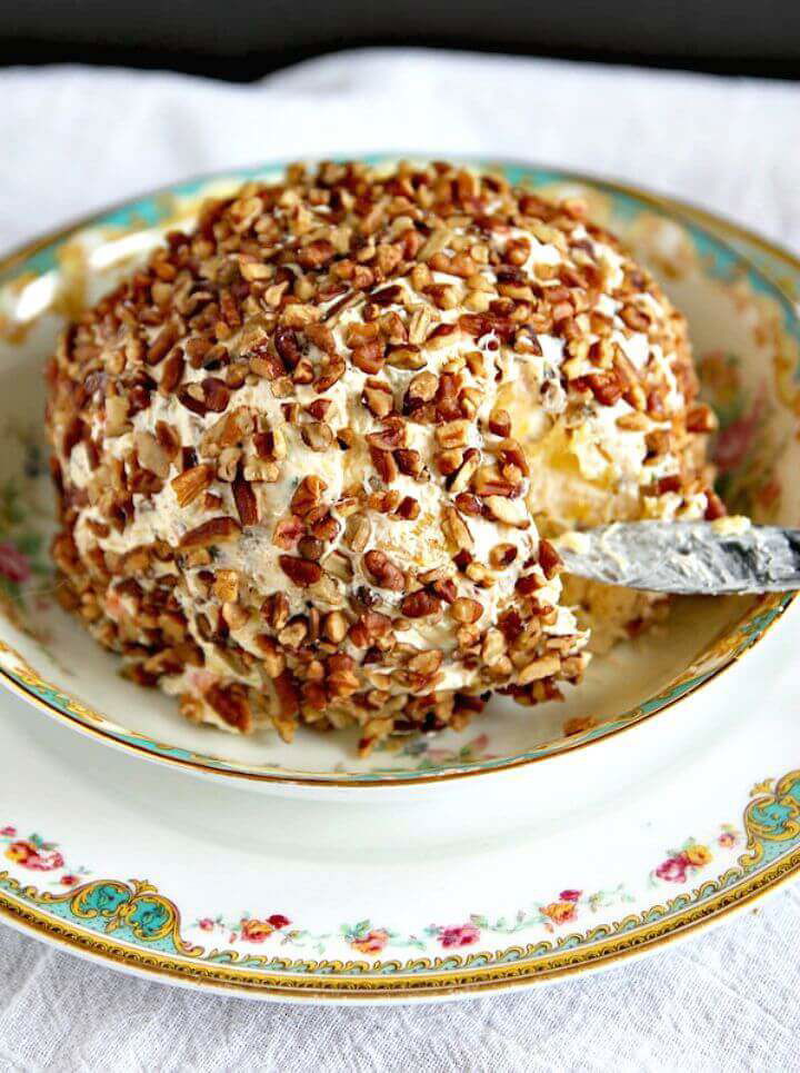 Make Pineapple Pecan Cheese Ball Recipe 