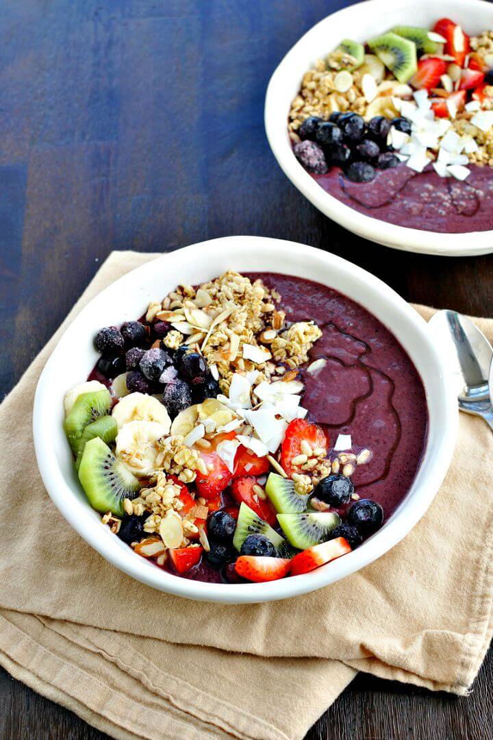 How to Make Açaí Bowls