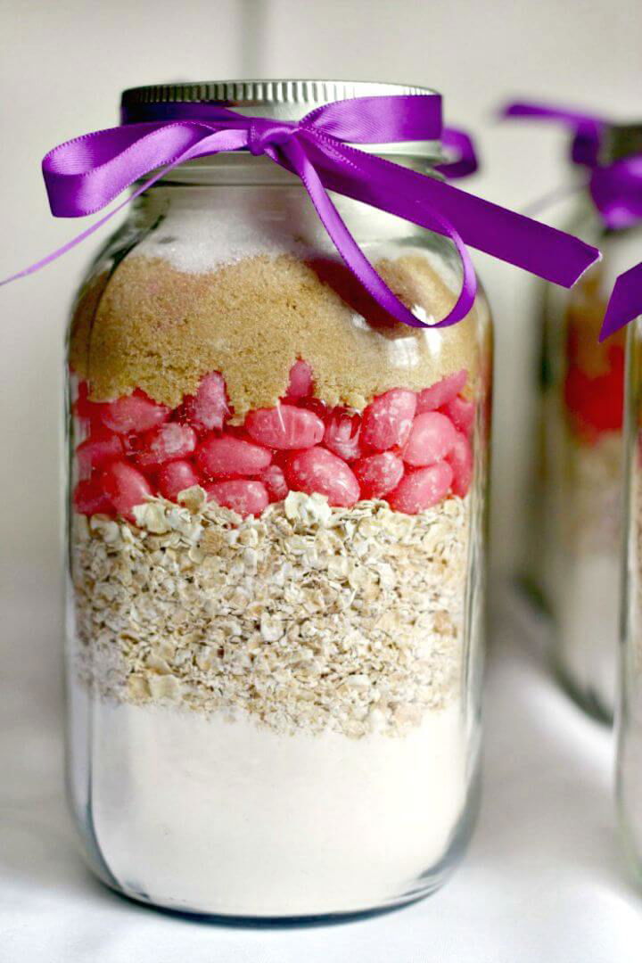 Simple DIY Princess Cookies In A Jar Recipe 